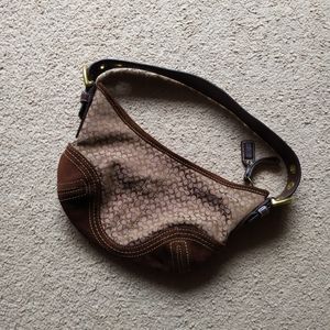 EUC Coach vintage monogram canvas shoulder bag